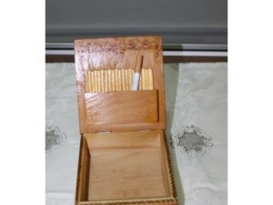 pudełko drewniane na papierosy