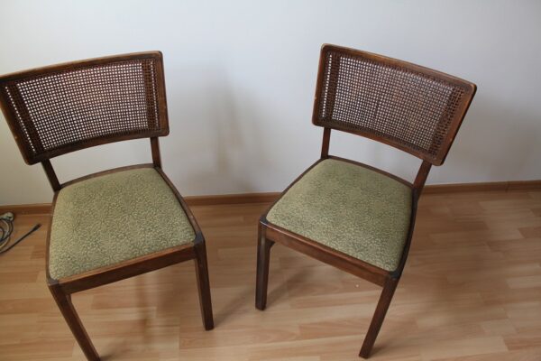 2 stare krzesła z rafią , vintage