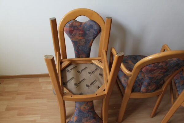 4 krzesła  firmy Wössner Niemcy