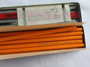 FABER-CASTELL Zestaw ołówków 12 szt
