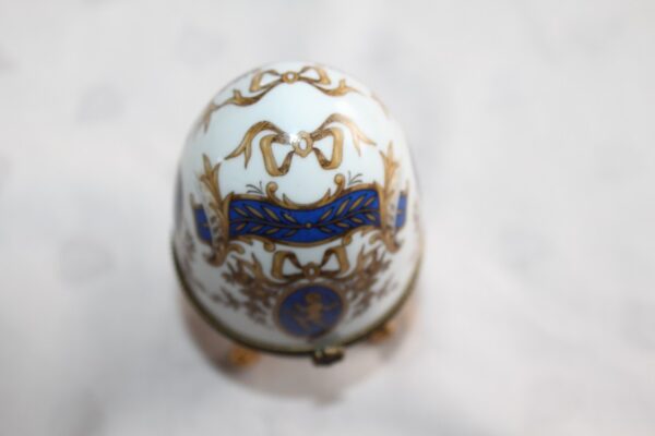 Jajko porcelanowe szkatułka na biżuterię