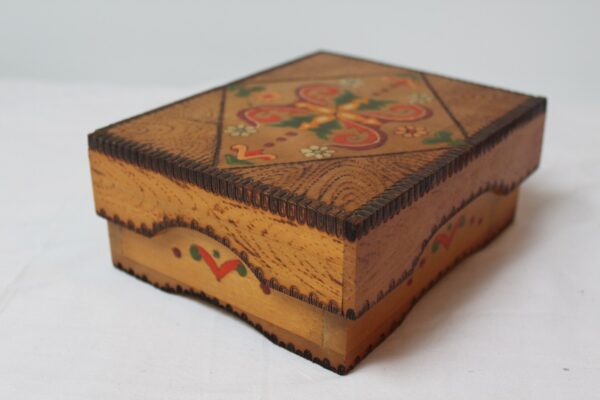 Szkatułka drewniana pudełko retro Bułgaria
