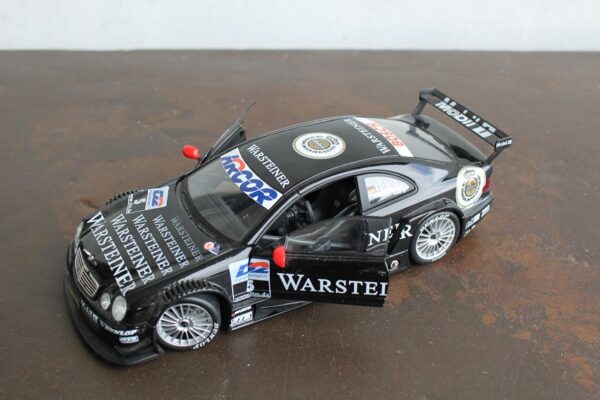 Mercedes Benz CLK AMG Warsteiner  Maisto skala 1:18