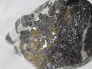 Minerał galena kleofan srebro i złoto naturalne kryształy