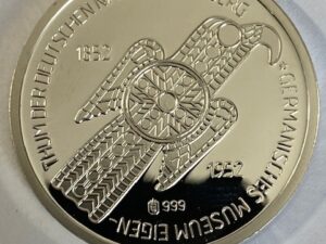 Niemcy Germanisches Museum 5 marek 1952 D srebro 999 z 2004 r