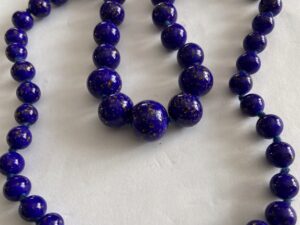 Naturalny naszyjnik z lapis lazuli Vintage Naturalny naszyjnik z lapis lazuli Vintage